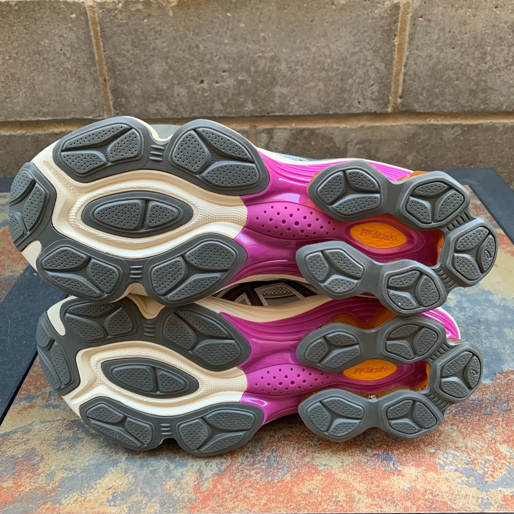 ASICS Gel-Kinetic Fluent Sneaker - Picture 4 of 7